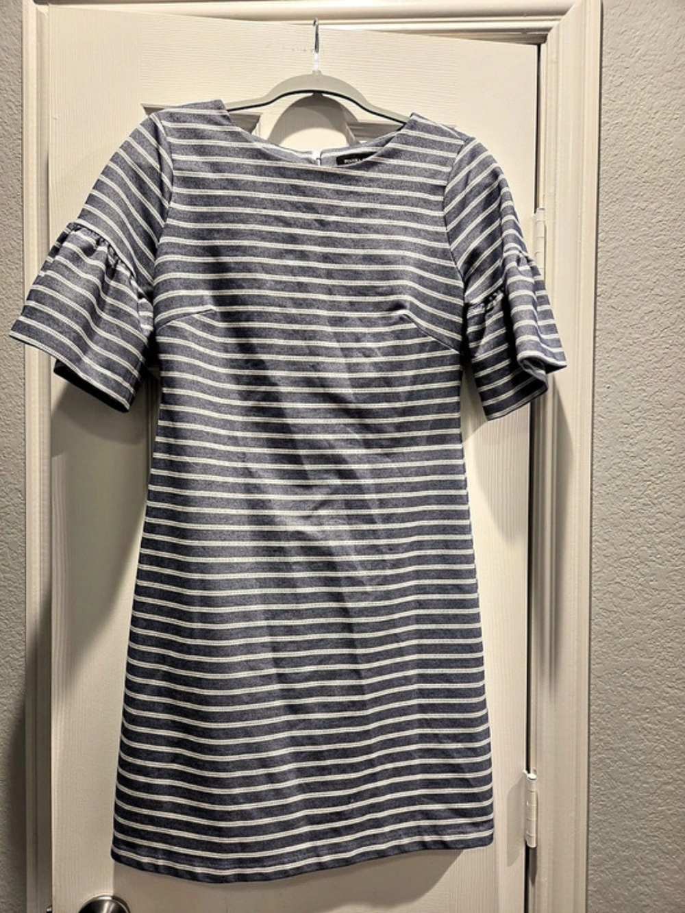 Ivanka Trump Striped Mini Dress in Blue & White Like New Size 4